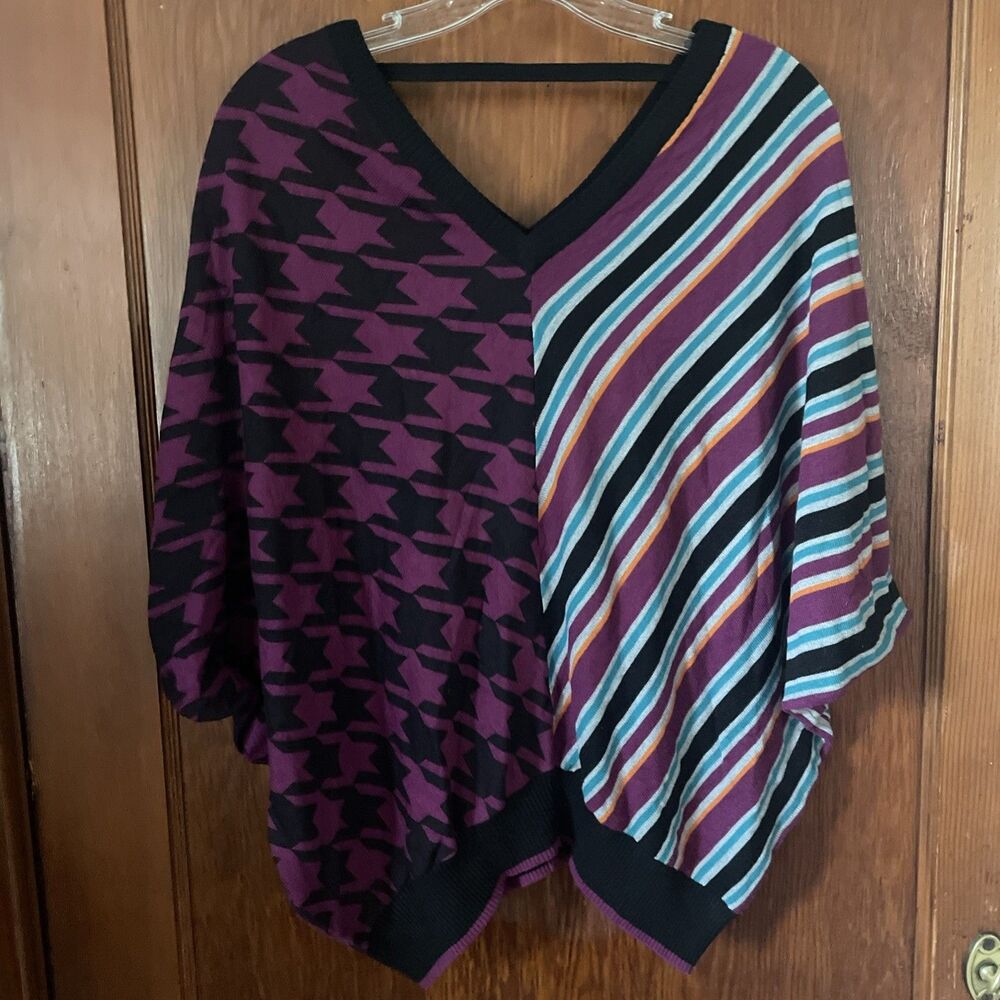 Only True Collection Street Wear Colorblock Poncho Shawl NWT M